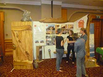 Mud and Wood Upcycle Stand